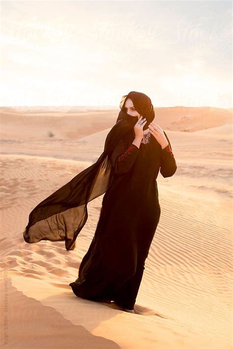 Arabian Woman Wearing Traditional Hijab Costume Dubai Desert United
