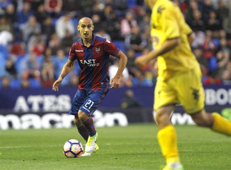 Latest football results johor darul takzim standings and upcoming fixtures. Johor Darul Ta'zim sign Natxo Insa from Spanish club ...