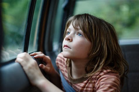 The city of daytona beach, florida user name: Pete's Dragon Review (2016) | A Beautiful Retelling of ...