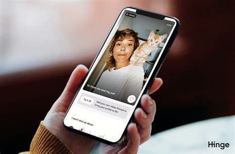 Hinge's New Video Prompt Feature Makes The Dating App More Engaging