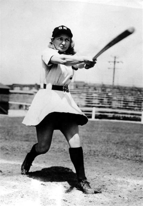 40 Rare Vintage Photos Of All American Girls Professional Baseball