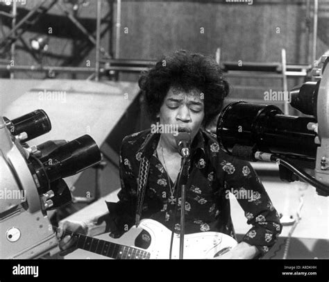 Jimi Hendrix 1967 Imágenes De Stock En Blanco Y Negro Alamy