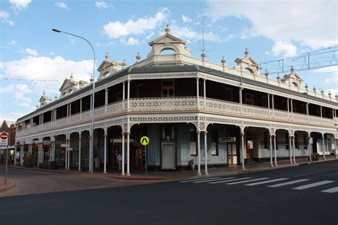 Armidale had a population of 24,504 as at june 2018. Steedy's Blog: Armidale