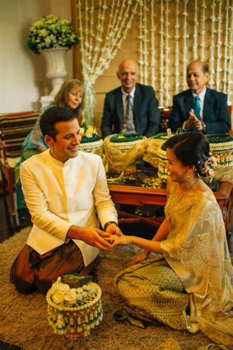 Traditional Thai Wedding With A Homey Feeling Weddingomania