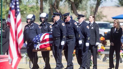 Chandler officer who lived to serve laid to rest