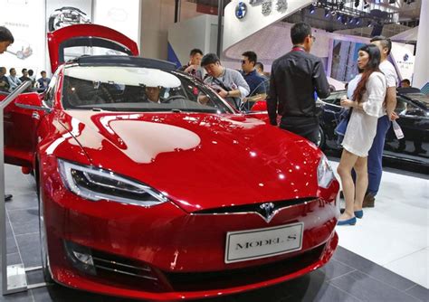 Problemi Servosterzo Tesla Richiama 123mila Auto Elettriche