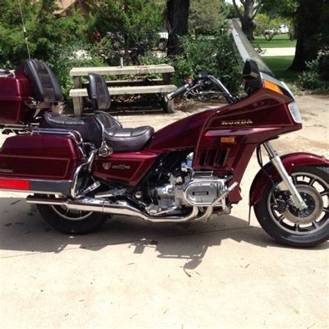 Home►honda trailer hitches custom cruiser chrome offers heavy duty trailer hitches designed by les produits denray, for over 290 models of honda, kawasaki, suzuki, yamaha. Mint 1984 Honda Goldwing Interstate 1200 28,799 ORIGINAL miles