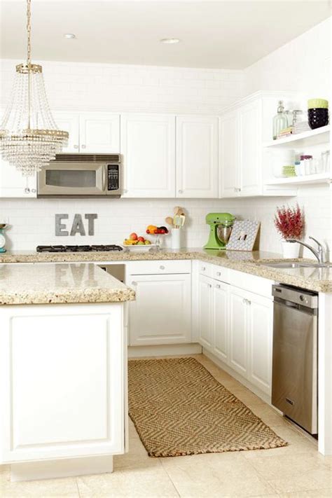 Floor color, countertops and cabinetry are three major components of the color scheme in your kitchen. Does your Floor Tile Have to Match your Countertop or Surround?
