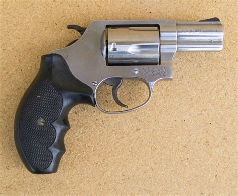 Smith And Wesson Model 60 9 Chiefs Special Magnum Da Revolver 357