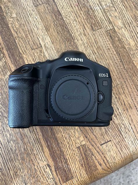 Fs Canon Eos 1v 35mm Film Camera Body Only Fm Forums