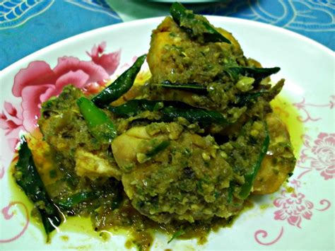 Maybe you would like to learn more about one of these? Ayam Masak Balado Hijau - PasarMan
