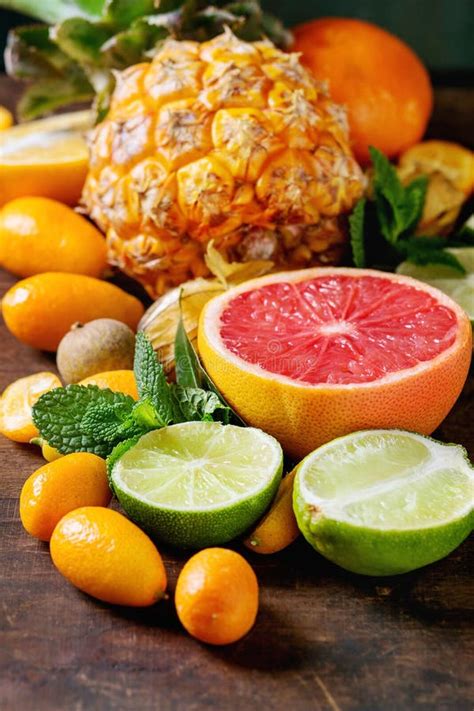 Variety Of Citrus Fruits Stock Image Image Of Citrus 84349397