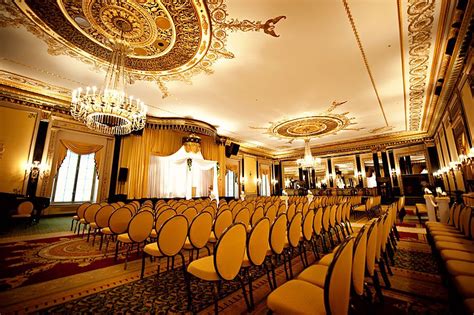 The Empire Room At The Palmer House Hilton Was Once A Famous Supper