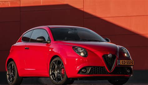 Alfa romeo mito gta concept samochód został po raz pierwszy oficjalnie zaprezentowany podczas targów motoryzacyjnych w genewie na początku 2008 roku. Er komt een nieuwe Alfa Romeo Mito, maar… | CorsaItalia ...