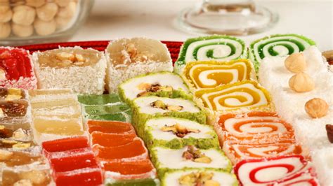 10 Delicious Turkish Desserts And Sweets To Try 2023