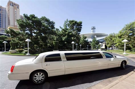 The Owner Of A Small Limousine Firm Had To Turn Down 3000 A Week In Business Because He Lost