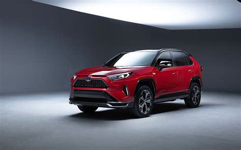 Your mileage will vary for many reasons, including your vehicle's condition and how/where you drive. Le Toyota RAV4 branchable 2021 se dévoile déjà - Guide Auto