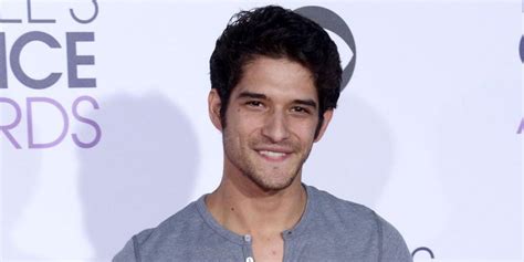 Tyler Posey Says Sorry For His Snapchat Im Gay Post Big Gay
