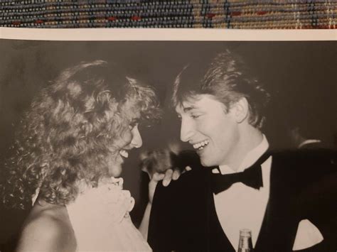 Wayne Gretzky Vicky Moss Girlfriend Nhl Hockey Type 1 Photo Rare