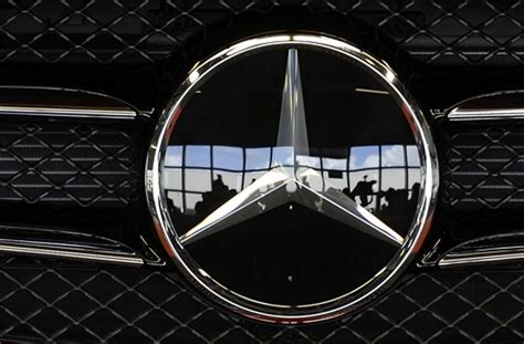 Daimler Chef Zetsche Rechts Und Produktionsvorstand Bernhard Fahren