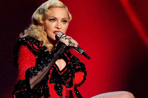 Madonna Performs At Grammys 2015 Mirror Online