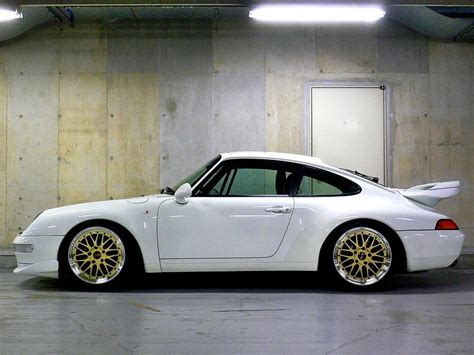 White 911993 Gold Bbs Lm Porsche Pinterest Porsche 911 Wheels