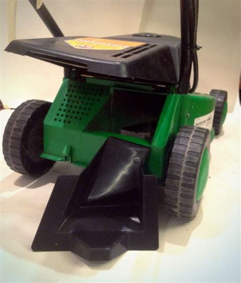 Mini Mower Mulching Kit Razarsharp Green Solutions For Urban Lawns