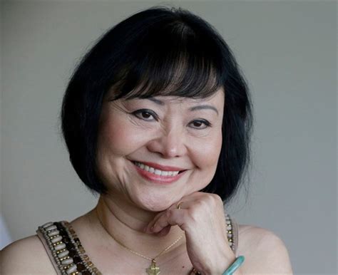 “napalm Girl” Kim Phuc Awarded Dresden Peace Prize Vietnam Pictorial