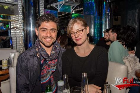 La dramaturga emilia noguera y el actor gabriel urzúa visitaron una nueva mañana para hablar de los detalles de la vida del. La linda historia de amor que une a actores de La ...