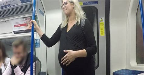 el drama de las embarazadas al viajar en metro se hace viral gracias a este video nueva mujer