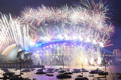 In Pictures New Years Eve Celebrations From Around The World