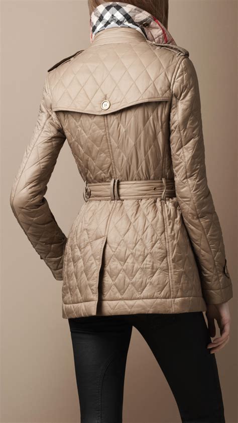 Lyst Burberry Brit Short Diamond Quilted Trench Coat In Natural