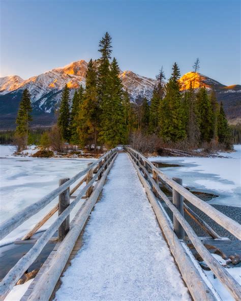 16 Magical Things To Do In Jasper In The Winter The Banff Blog