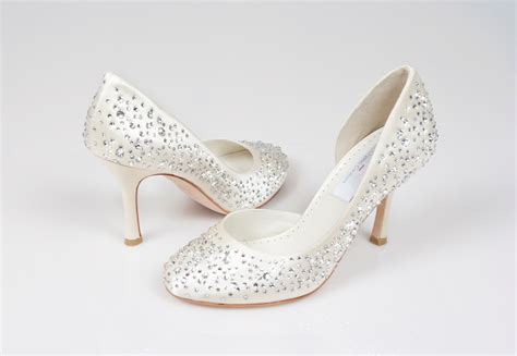 Designer pumps, evening shoes, party shoes, high heel shoes, evening sandals. Bridal Shoes - Wales, UK: Designer Luxury Swarovski Crystal Bridal Shoes Sale