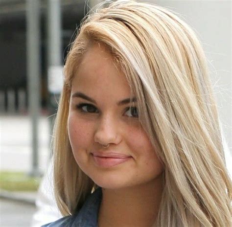 Pin By Caeli Theresa On As A Blonde Debby Ryan Pretty Hairstyles