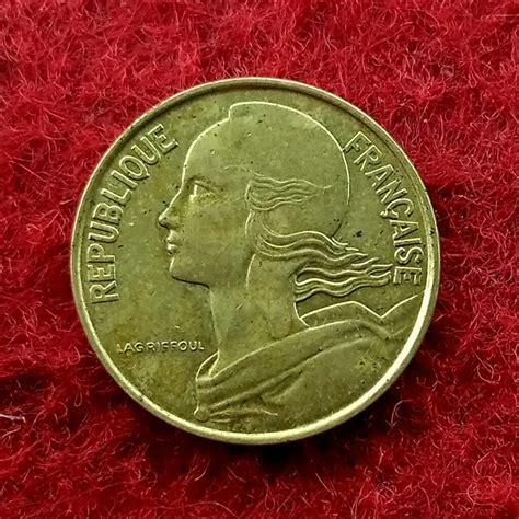 France 10 Centimes 1967 Coin Bidcurios