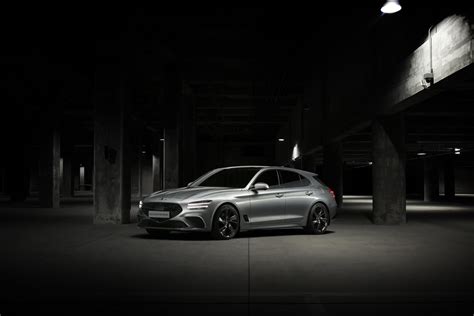 2022 Genesis G70 Shooting Brake Front Three Quarter Wallpapers 4