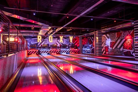 New Opening Adults Only Entertainment Venue With Crazy Pool And Bowling