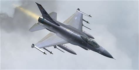 Designed as a lightweight fighter, it evolved into a successful multirole aircraft. DESCARGAR Lockheed Martin F-16 Fighting Falcon FS2004 ...