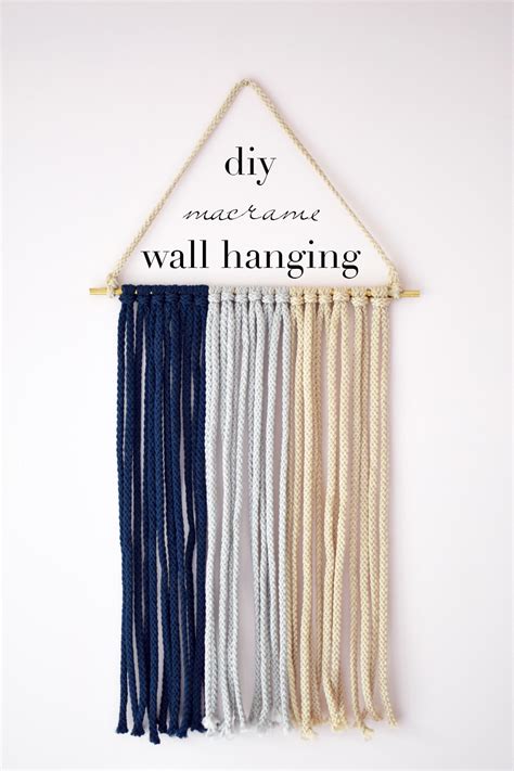 Check out these 15 diy easy macrame wall hangings for beginners to get started today! DIY macrame wall hanging - One Brass Fox
