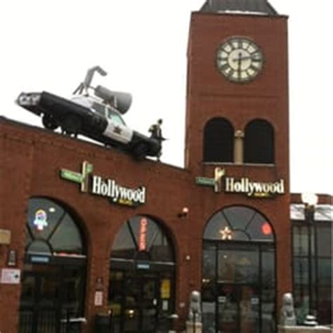 A cinema, bar and eatery bringing hollywood to chicagoland. Hollywood Boulevard Cinema - 225 Photos - Cinema ...