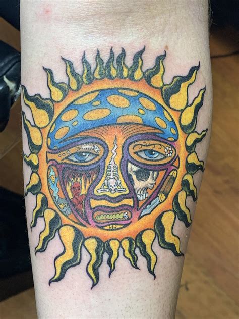 My son received a one of a kind tattoo from mark who made our visit even more enjoyable!!! I got a tattoo : sublime