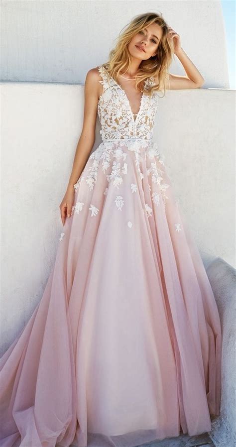 Beautifully crafted with premium satins, delicate lace and sparkling embellishments, these enchanting styles will put them. 30 Gorgeous Floral Applique Wedding Dresses - Weddingomania