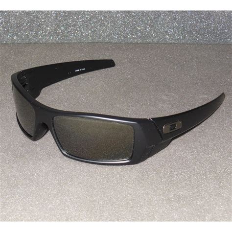 Oakley Gascan Sunglasses Matte Black Black Iridium Polarized