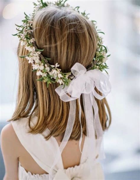 17 Ideas de peinados para tu Primera Comunión Moda y estilo