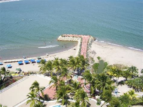 Book with ease today and save up to 40% off self catering accommodation in guayaquil. El rompe olas de Gral. Villamil, un lindo lugar ...