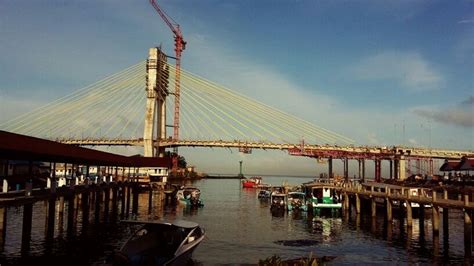 soekarno bridge manado northsulawesi