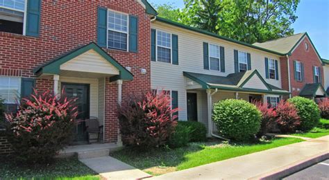 Search for available 2 bedroom state college apartments. Blue Course Commons, 3 Bedroom 2.5 Bath Townhouse - State ...
