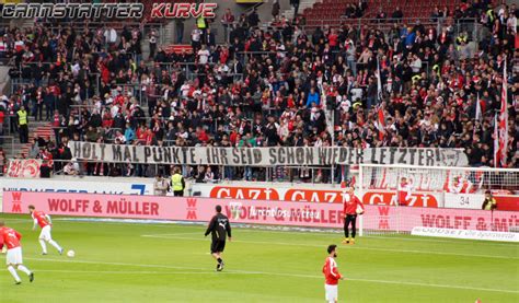 Fc ingolstadt (3.) osnabrück (1.) fc ingolstadt rico preißinger (omuz sakatlığı). VfB Stuttgart - FC Ingolstadt / 18.10.2015 | Cannstatter Kurve