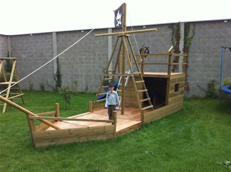 Check spelling or type a new query. Piratenschiff im Garten - Seile und Kletterleite für ...